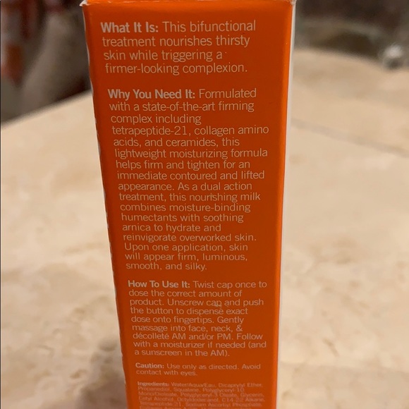 Dr Dennis Gross firming peptide milk - Picture 3 of 3